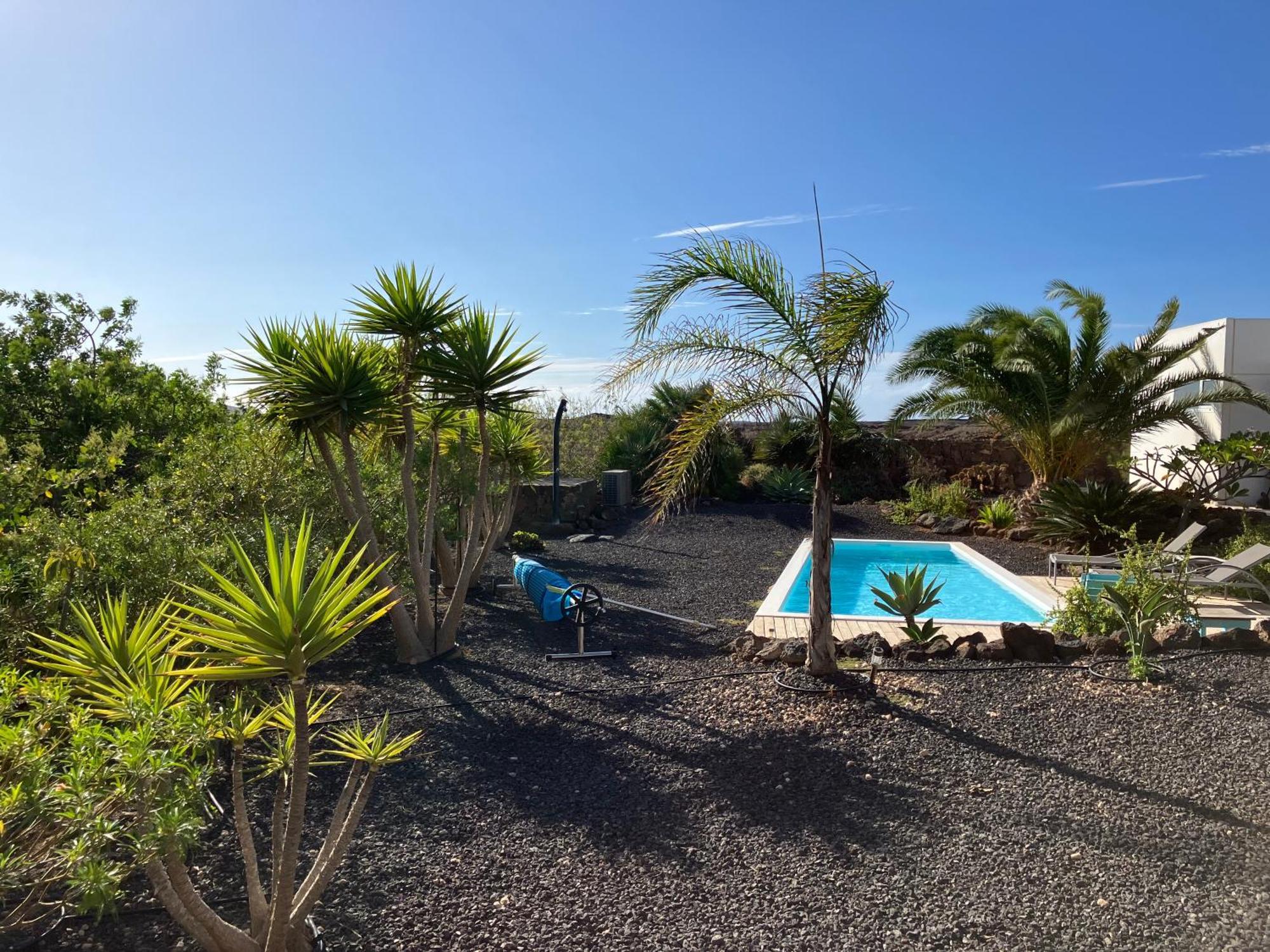 Majanicho Rock - Villa With Heated Pool Lajares Esterno foto