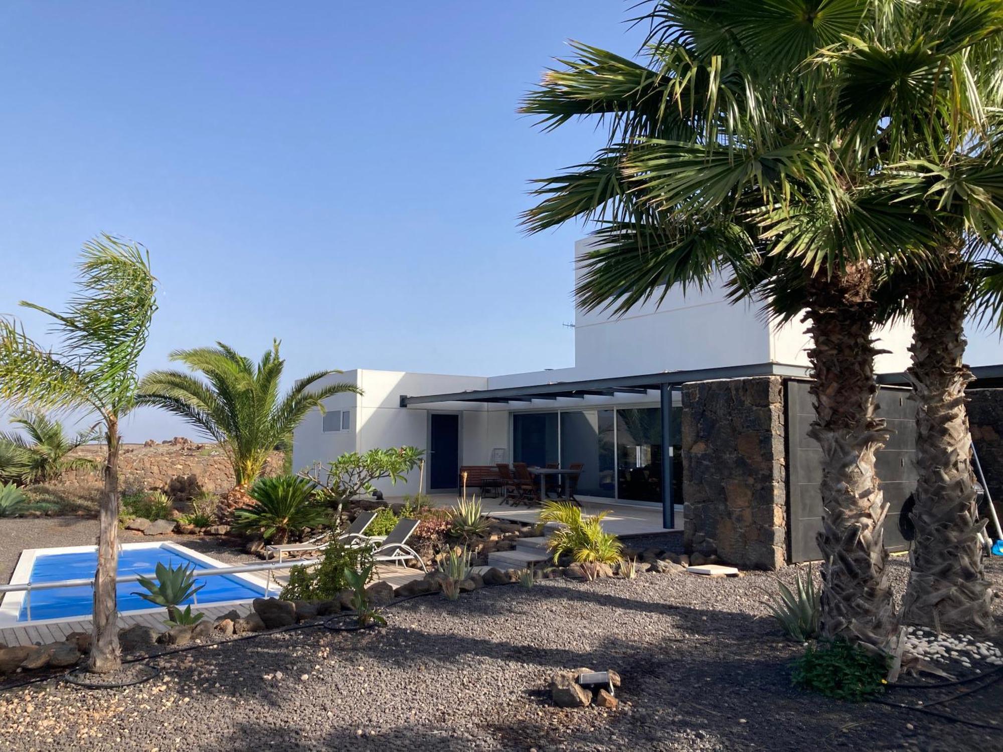 Majanicho Rock - Villa With Heated Pool Lajares Esterno foto